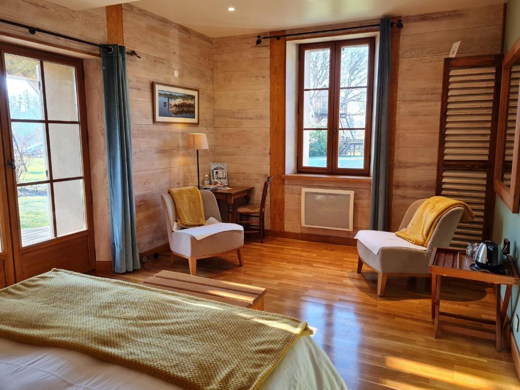 Chambre familiale au cœur de la nature avec jardin et piscine privée, idéale pour explorer le Loiret - FR-1-590-265 - Habitación Familiar