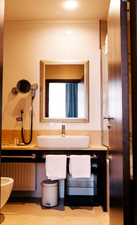 The Hotel Fitzgerald - Resim 18