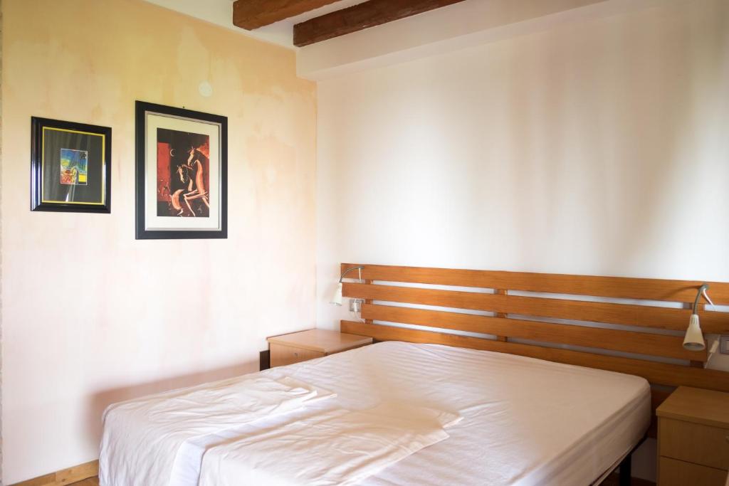 Легло или легла в стая в Private Room close to Beautiful Parma