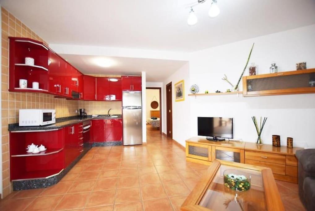 Kuchyň nebo kuchyňský kout v ubytování Fuerte Holiday Cotillo House