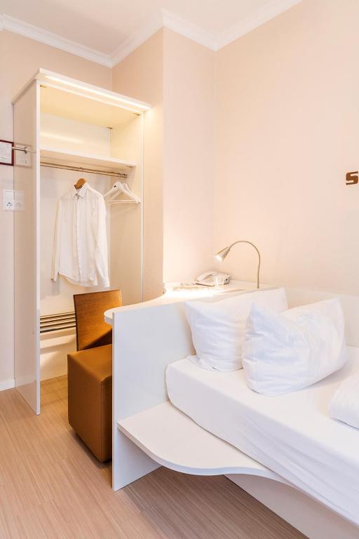 Hotel Elisabetha Garni - Comfort Single Room