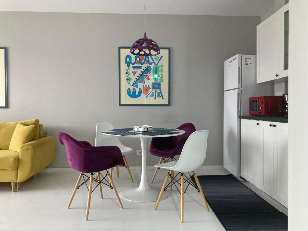 Apartamentul Max, practic și confortabil - Housity