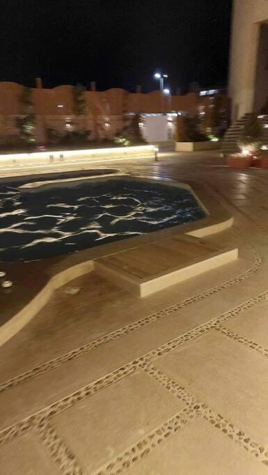 Bazén v ubytování La Quinta Resort Hurghada nebo v jeho okolí