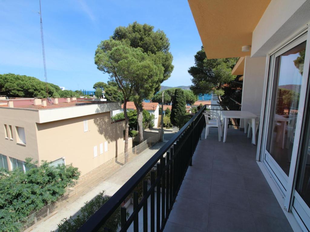 Balkón alebo terasa v ubytovaní MORÉ I 1 DRTA - Apartamento con vistas al mar, barrio tranquilo con jardín. - ES-228-54