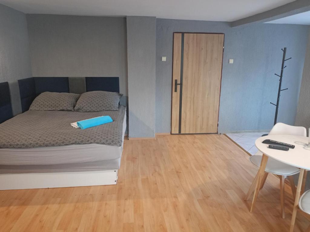 ZAJAZD Wałbrzych - Large Double Room
