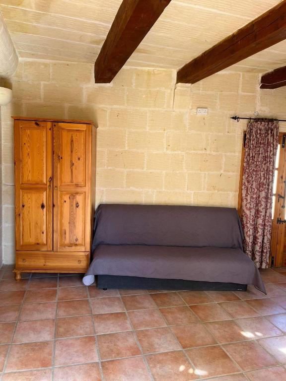 Posezení v ubytování Farmhouse with Pool, Tas-Summiena Gozo
