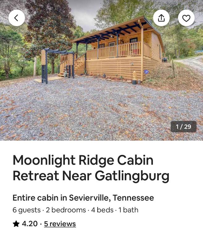 MoonlightRidge Cabin With Hot Tub, & Pool Table Near Gatlingburg