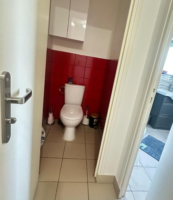 Vonios kambarys apgyvendinimo &#x12F;staigoje Sweat Home