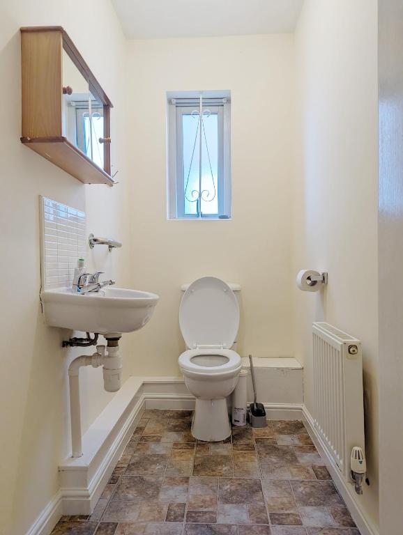 Guest Rooms Near City Centre & Dock Free Parking photo