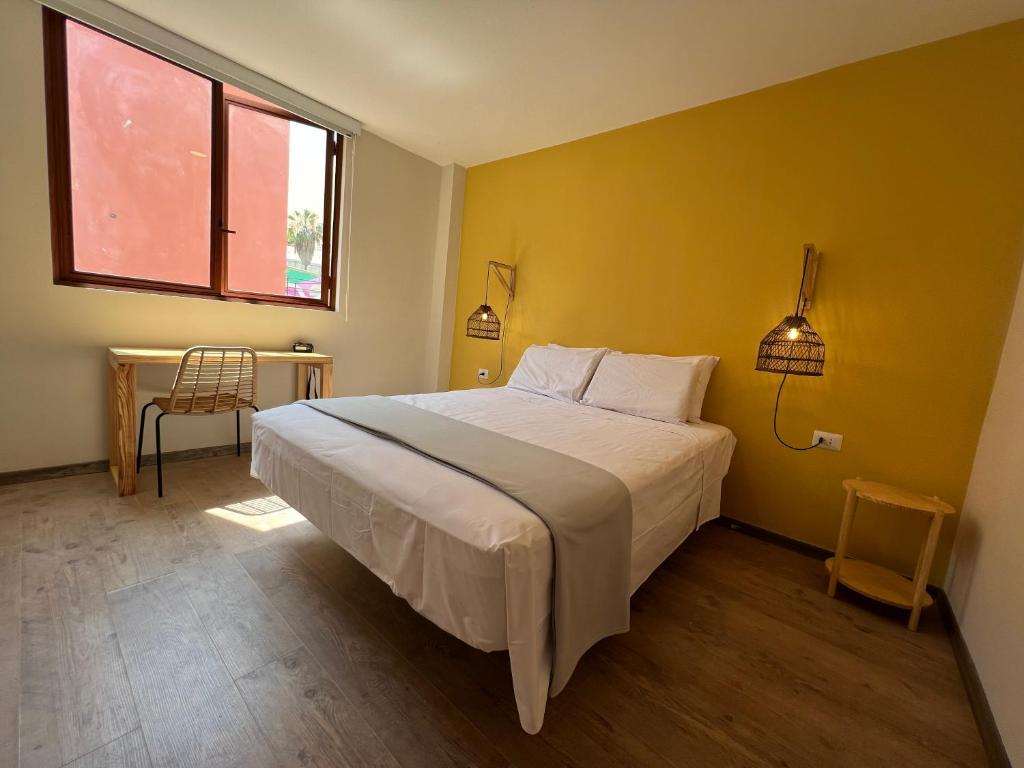 Viajero Kokopelli Huacachina Hostel - Standard Double Room With Shared Bathroom