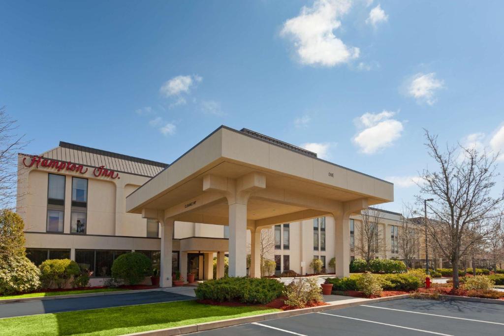 a rendering of a hotel with a gazebo at Hampton Inn New Bedford/Fairhaven in Fairhaven