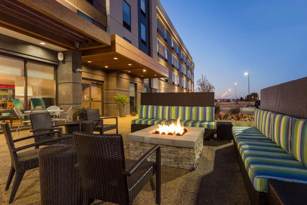 Home2 Suites by Hilton Fargo photo