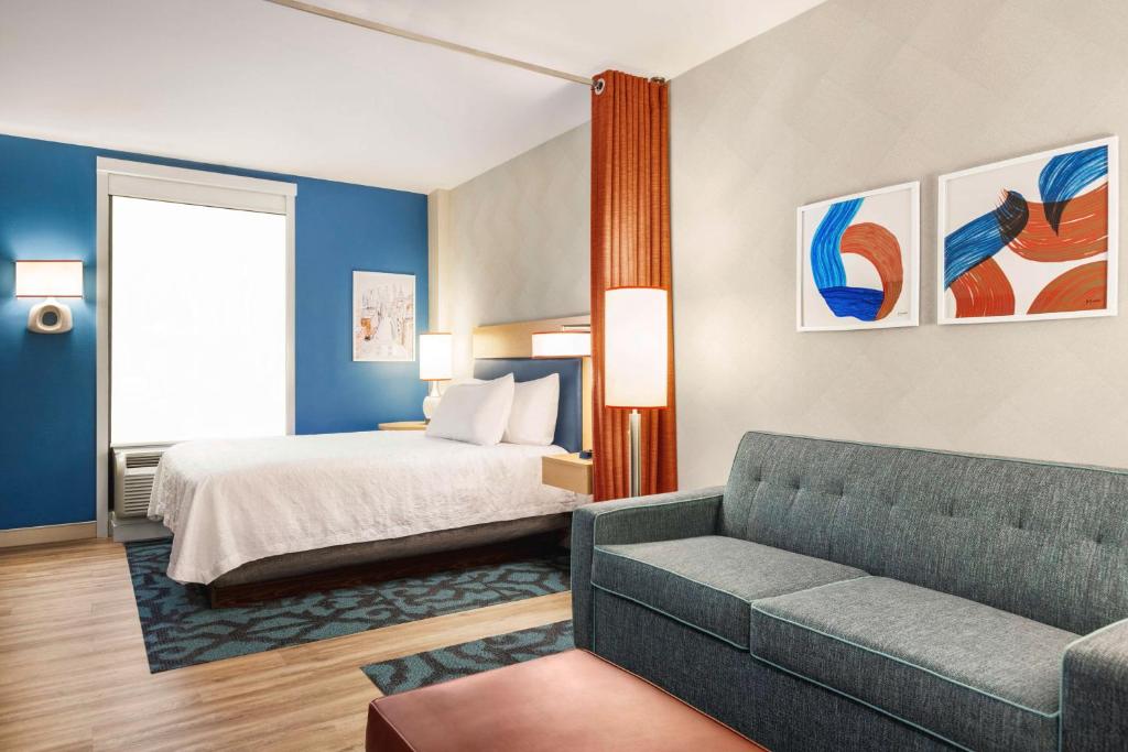 Home2 Suites Long Island City/Manhattan View - 