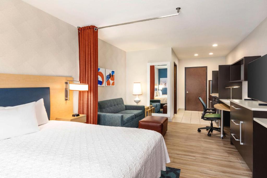 Home2 Suites Long Island City/Manhattan View - 