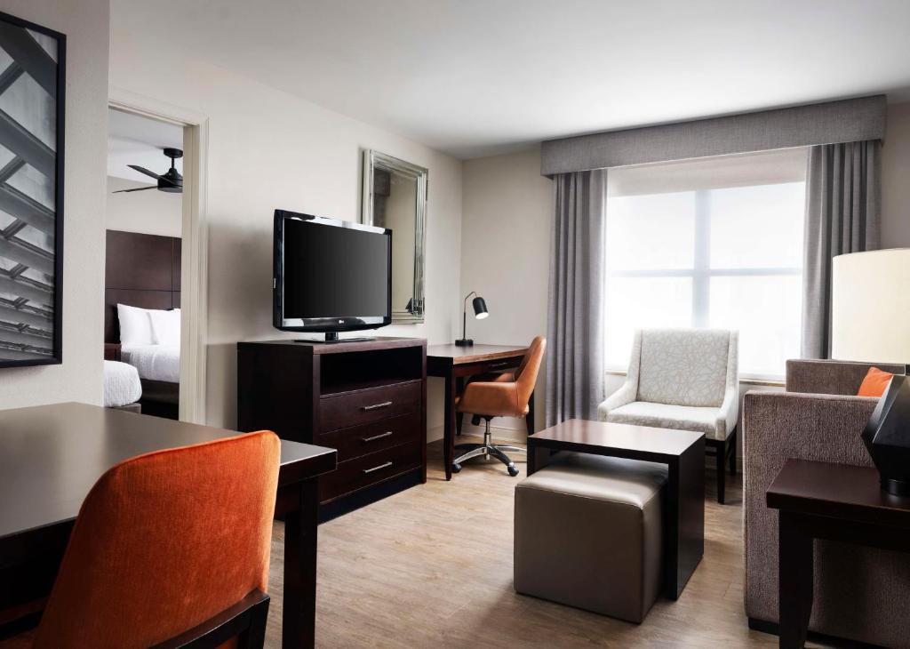 Homewood Suites by Hilton Carle Place - Garden City, NY - Suite De Deux Chambres - Non-fumeurs