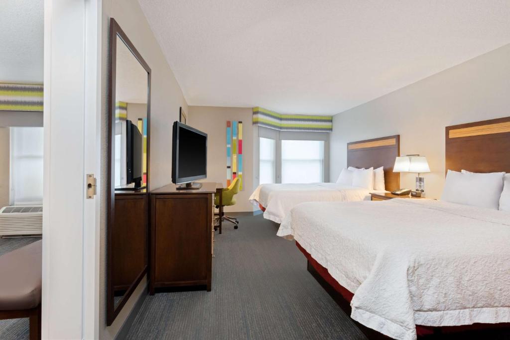 Hampton Inn & Suites Fort Myers Beach/Sanibel Gateway - Suite Queen Con Dos Camas Queen