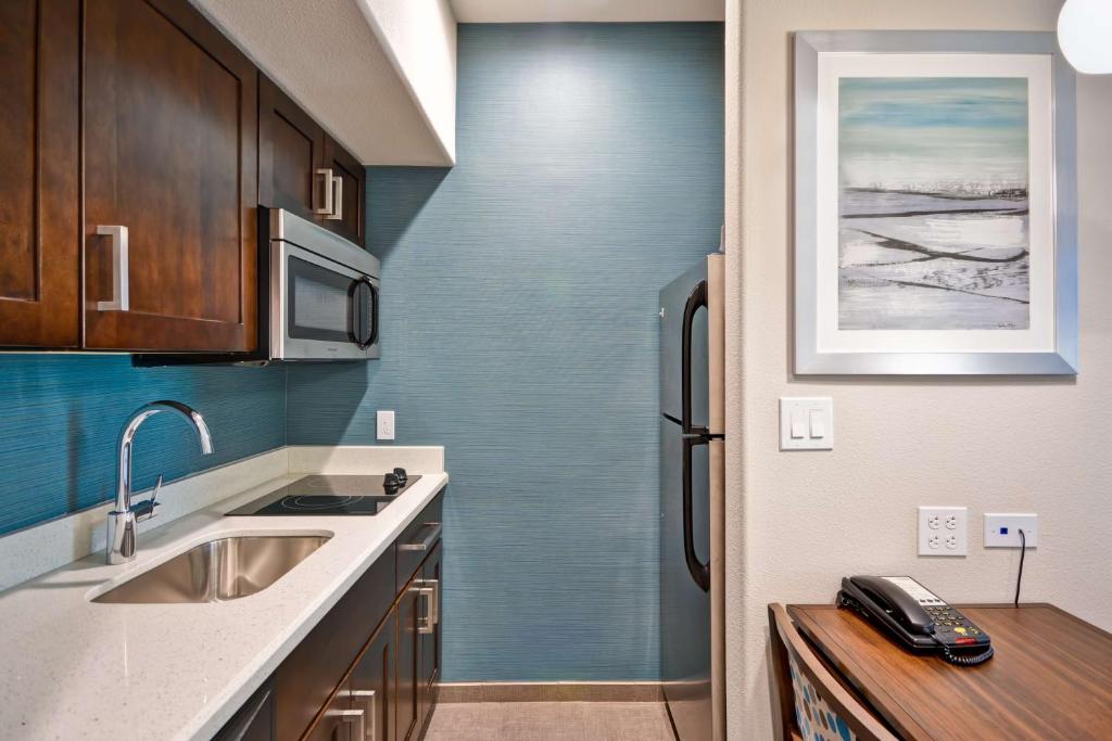 Homewood Suites By Hilton Galveston photo