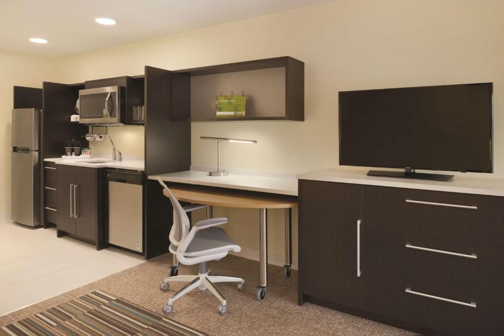 Home2 Suites By Hilton Iowa City Coralville - King Studio Suite - Non-fumeur
