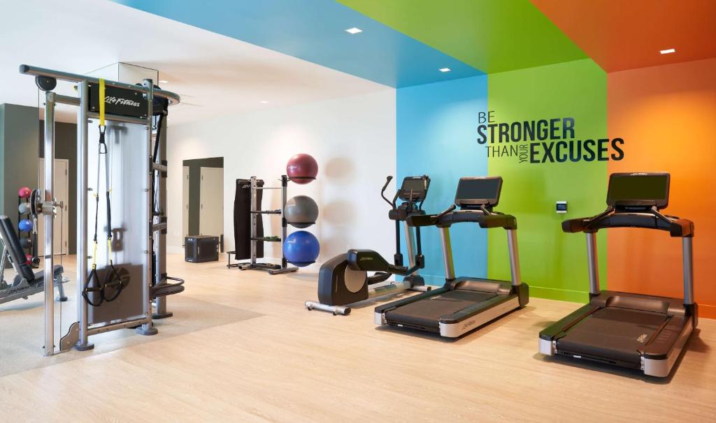 Fitness centrum a/nebo fitness zařízení v ubytování SERENA Hotel Aventura Miami, Tapestry Collection by Hilton