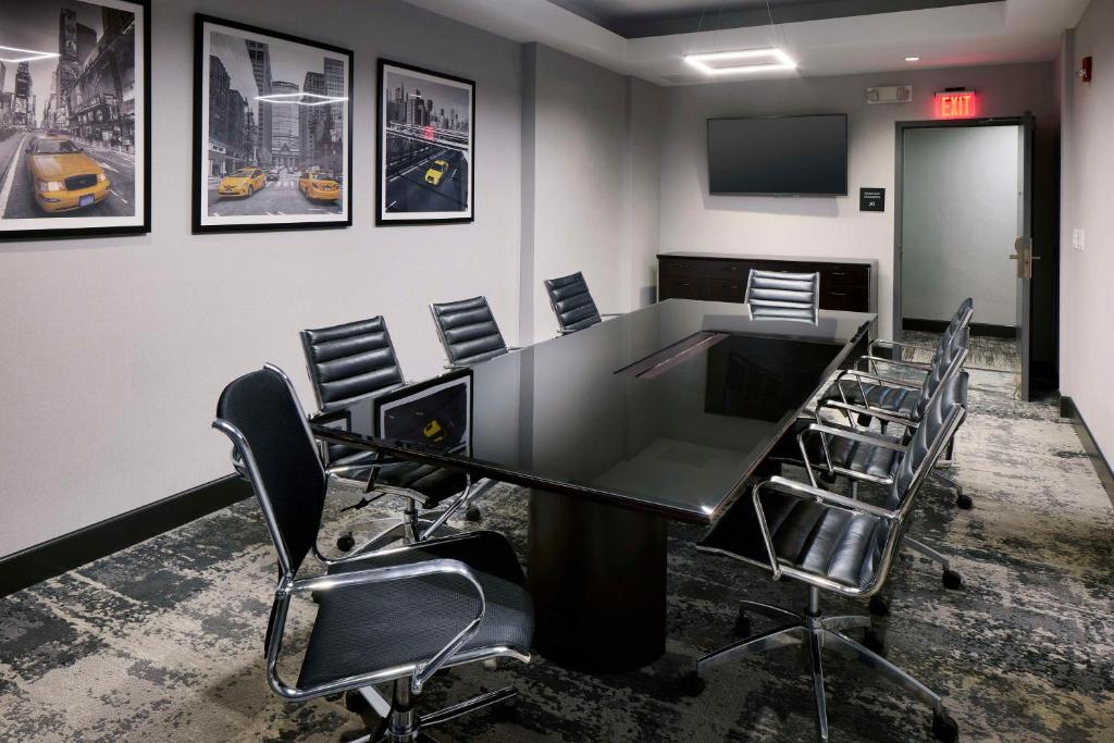 Konferenční prostory v ubytování Hampton Inn Newark Airport