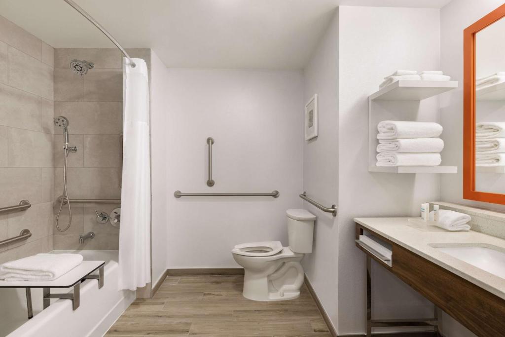 Hampton Inn Indianapolis Downtown IUPUI photo