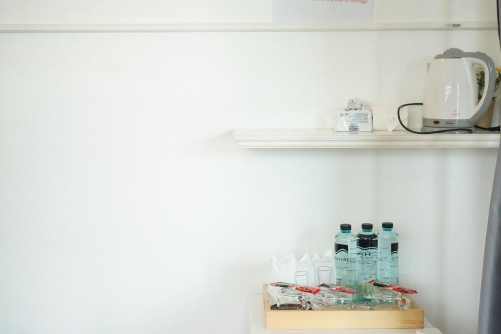 Chaiyai River Front Hotel - Habitación Triple De Lujo