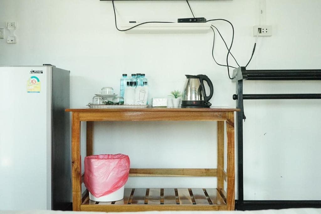 Chaiyai River Front Hotel - Suite Familiar