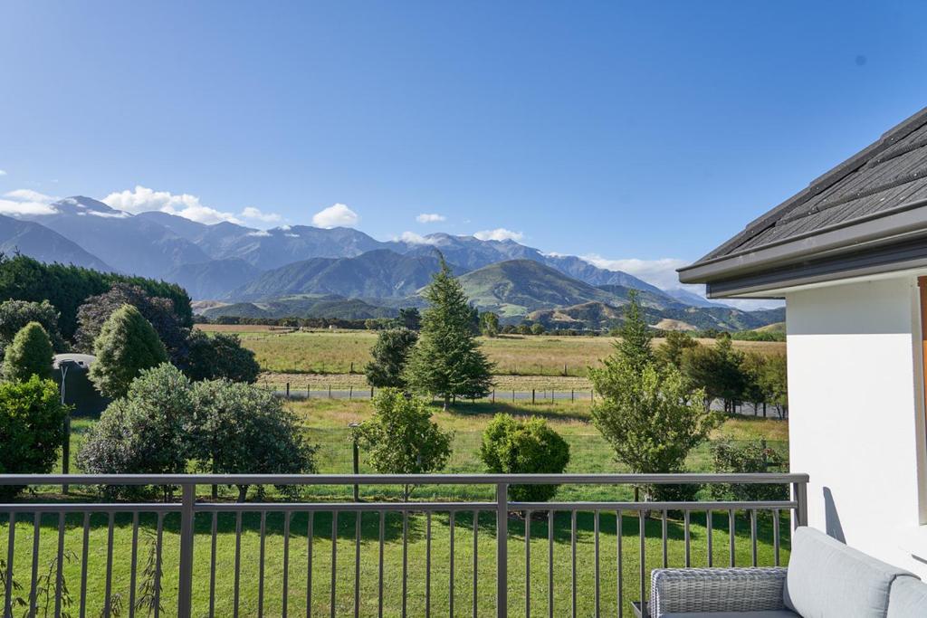 Kaikoura Mountain Views Villa - Resim 5