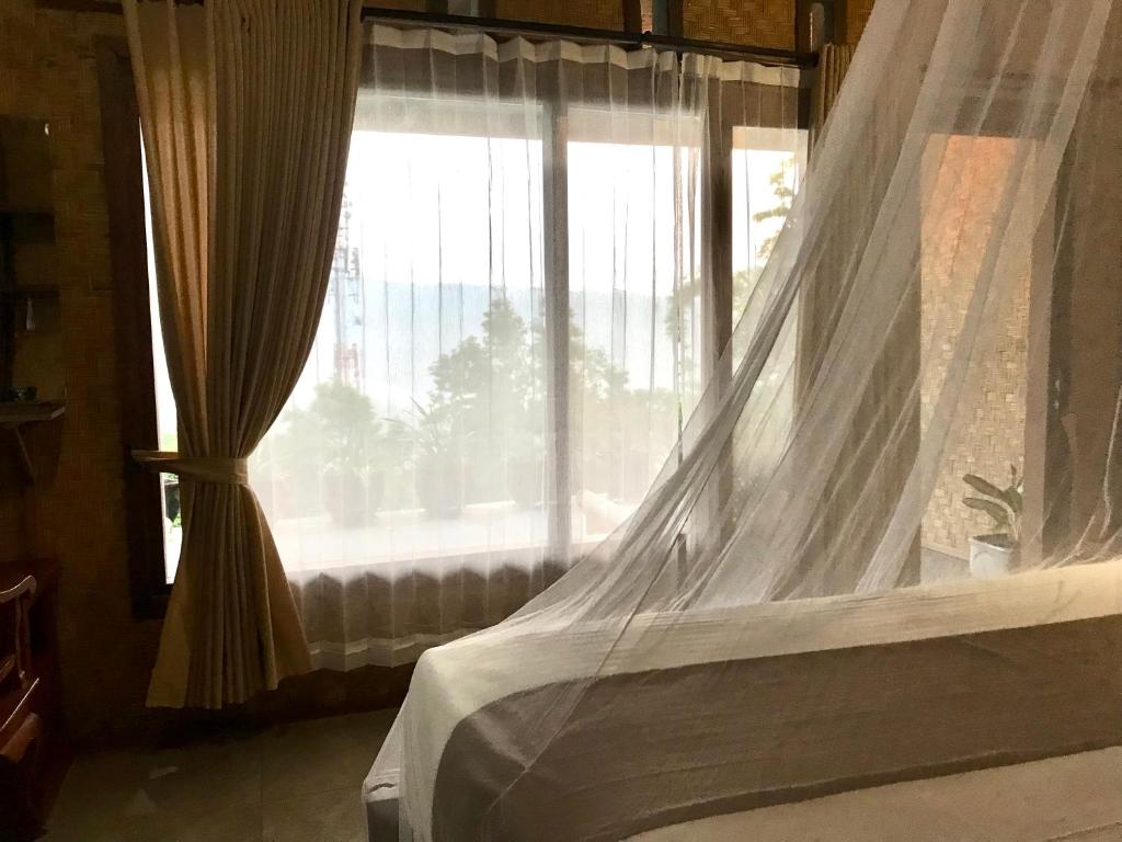 Kraras Munduk Guest House & DonBiyu Rendezvous Restaurant - 2