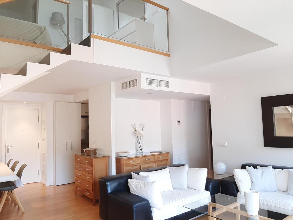 Posezení v ubytování ESGLESIA 7 - Apartamento duplex