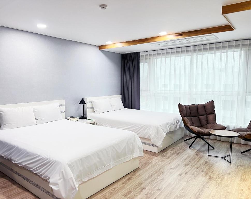 Hotel Sweet Castle Jeju Hamdeok - Suite Junior Avec Vue Sur Montagne