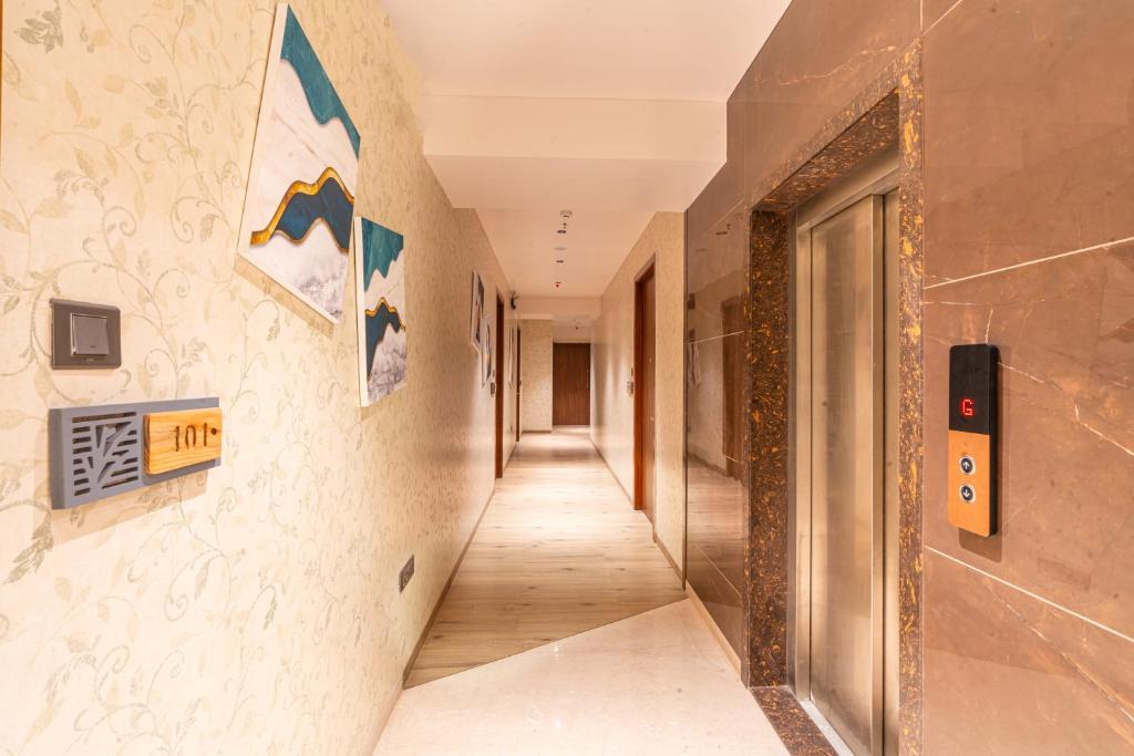Fotografie z fotogalerie ubytování Treebo Premium Heritage Grand -Majiwada Thane v Bombaji