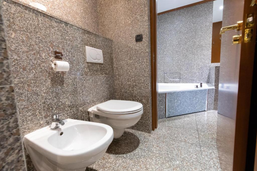 Goldstar Apartments & Suites - Resim 12