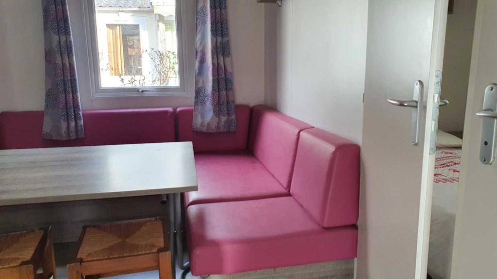 Posezení v ubytování Camping L'Enclave mobil-home