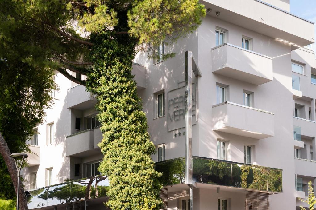Budova, v ktorej sa hotel nachádza