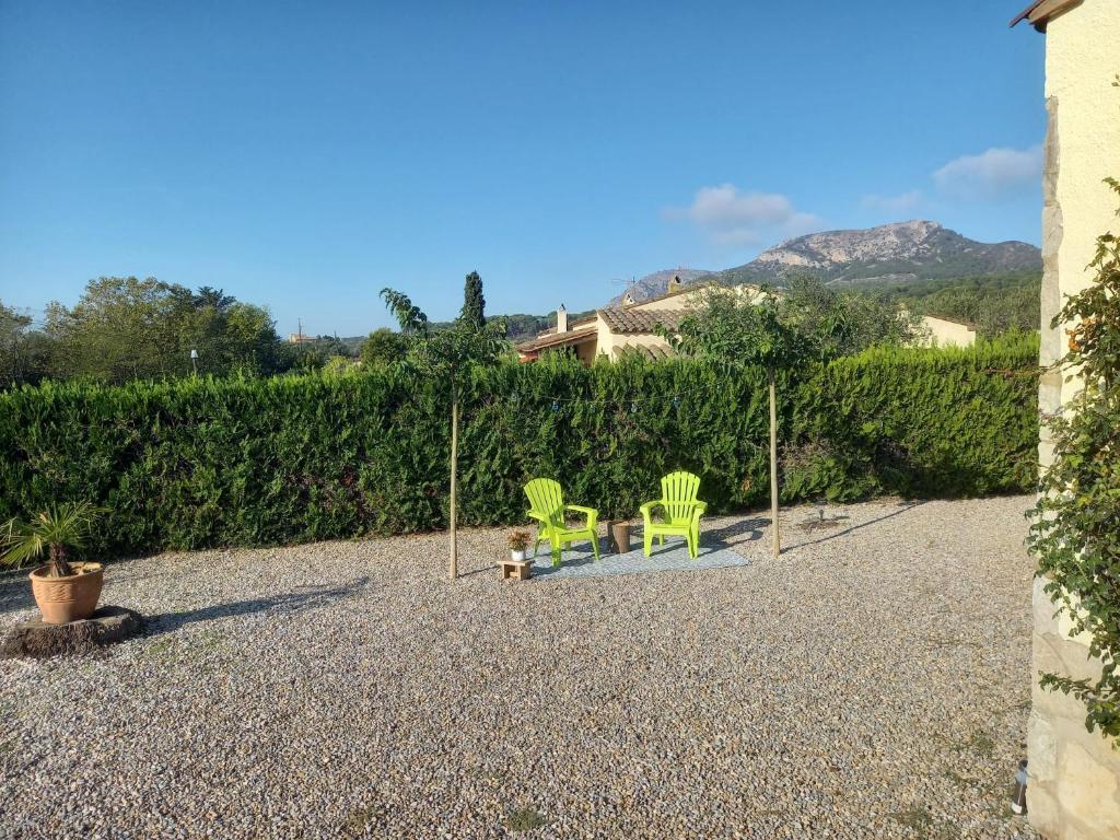A general mountain view or a mountain view taken from the holiday home