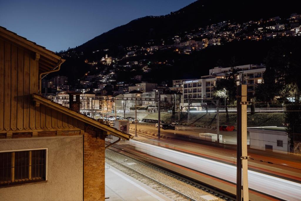 Miralago Locarno Easy Rooms - Resim 44