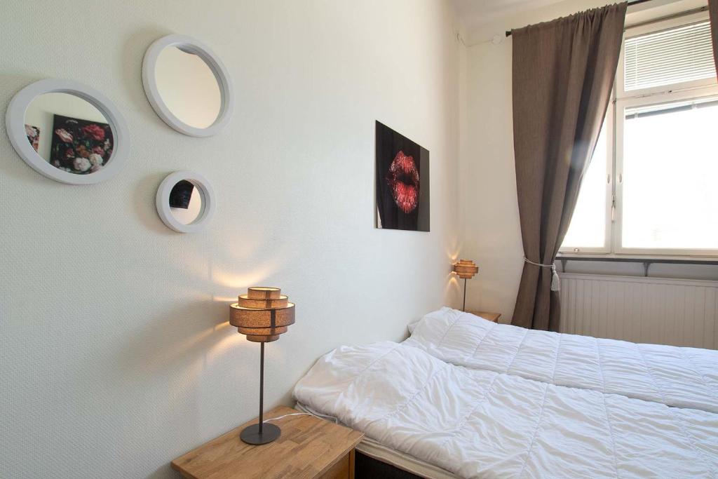 Postel nebo postele na pokoji v ubytování Dalasjö vandrarhem