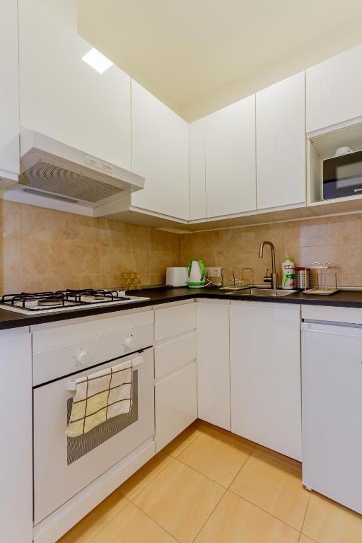 Kuchyňa alebo kuchynka v ubytovaní RothApartments'ALICE