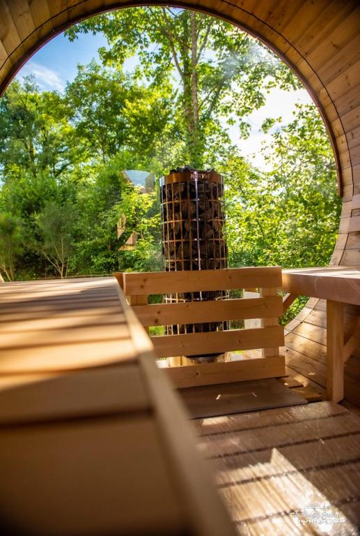 Balkón nebo terasa v ubytování Logis Hôtel Altitude et Spa Pierre-Percée
