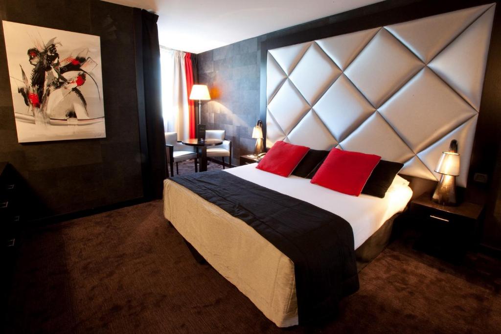 Gallery image of Hotel Palladia in Toulouse