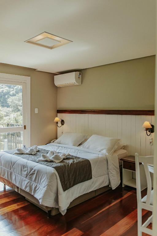 Pousada Golden Hills - Deluxe Double Or Twin Room With Balcony