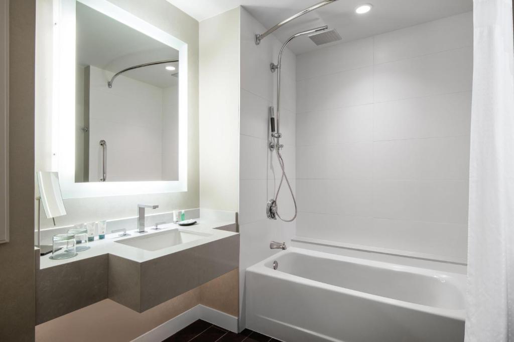 The Westin Dallas Stonebriar Golf Resort & Spa - Chambre Royale Avec Balcon