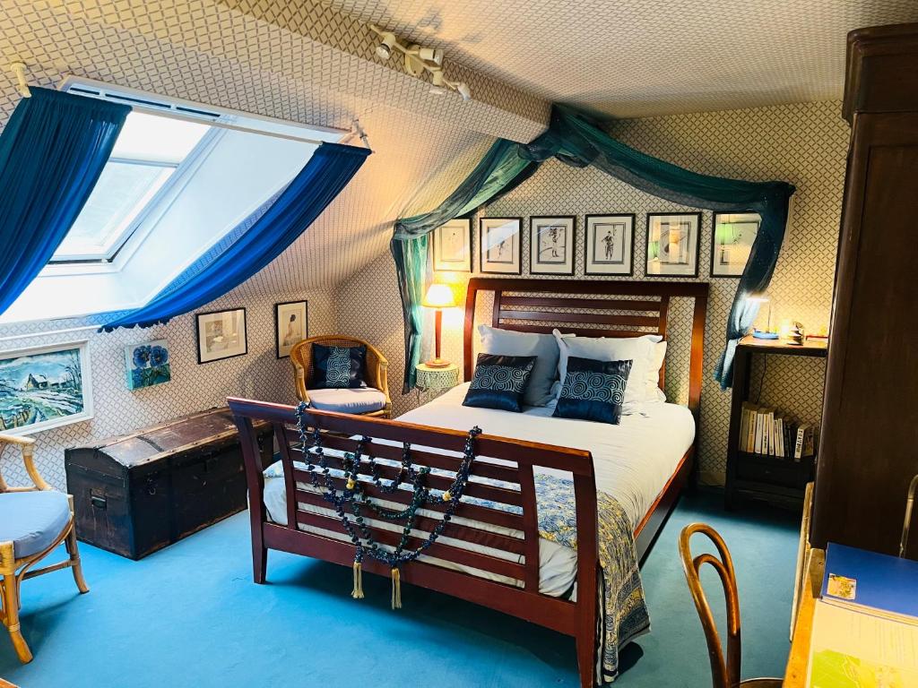 Manoir des Cavaliers - BnB - Habitación De Doble ático (3er Piso)