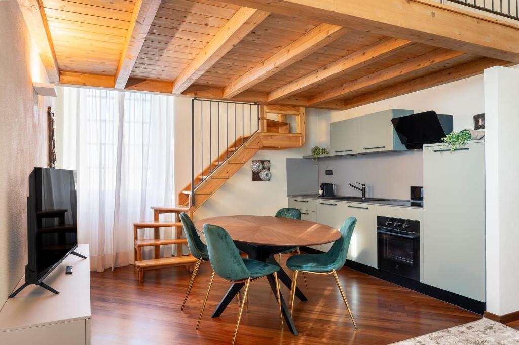 Kuchyň nebo kuchyňský kout v ubytování Villa Raggi
