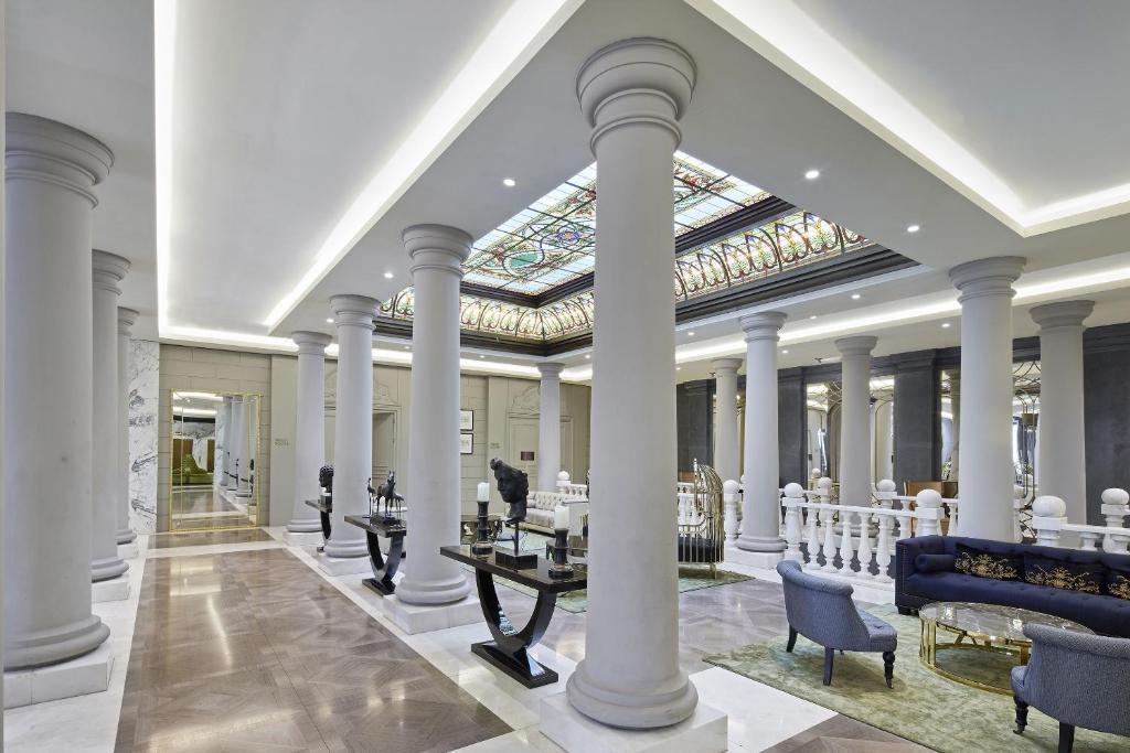 TITANIC Gendarmenmarkt Berlin - Resim 20