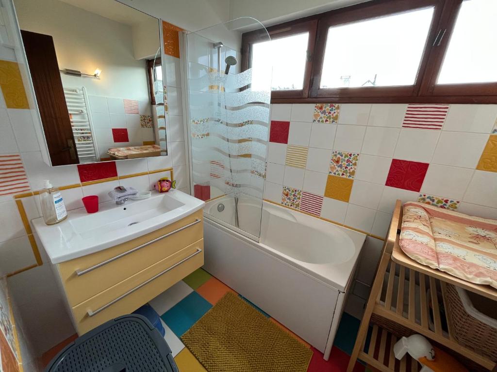 Koupelna v ubytování Villa d'architecte - Les Pieds dans l'Eau