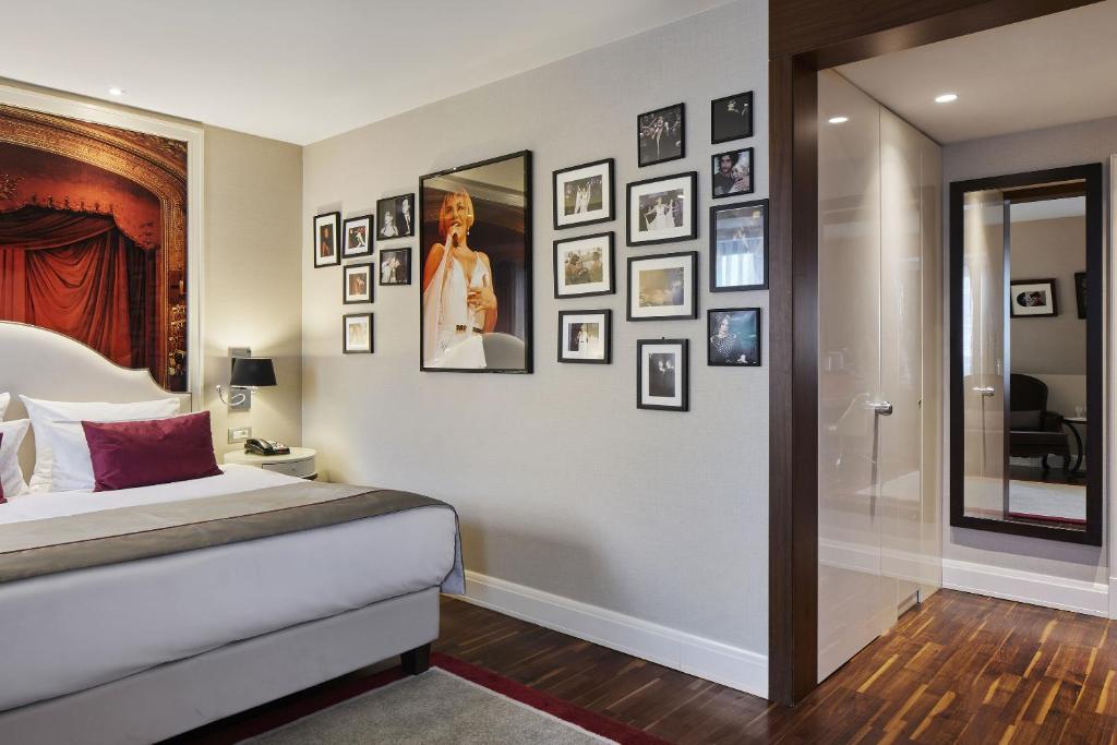 TITANIC Gendarmenmarkt Berlin - Resim 24