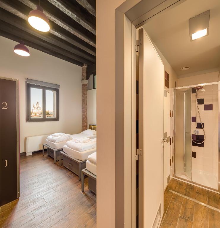 Generator Venice - Family Room (5 Adults)