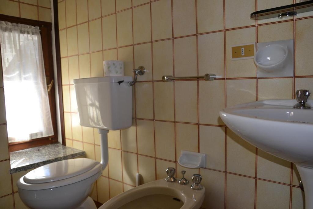 Koupelna v ubytování ALBERGO VALLUNGA